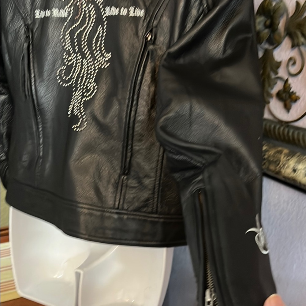 🎉HP🎉EUC Harley-Davidson Black Metallic Studded Leather Jacket- pockets/zips Sz M - Picture 4 of 13